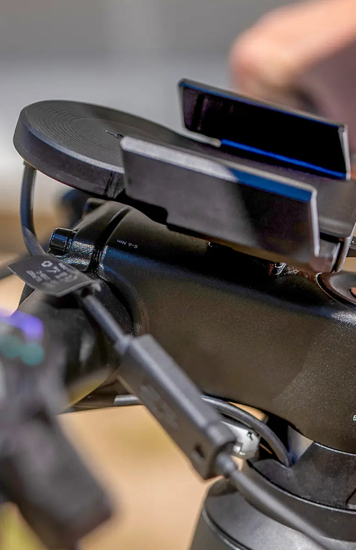 Universal Charging Phone Clamp