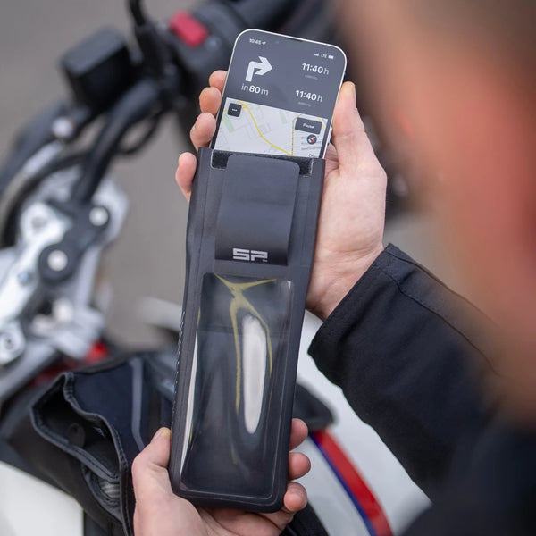 Universal, weather-resistant smartphone case